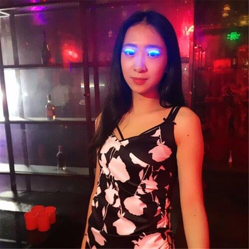 New Arrival Beautiful Cool LED Eyelash Charming Shining LED Light Eyeliner Home Party Events Halloween Decorative Sexy Eyelash