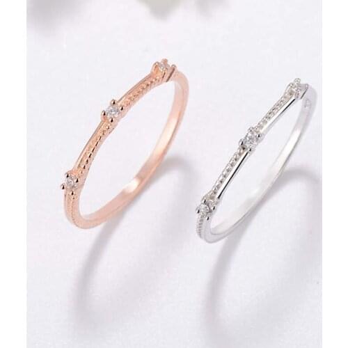 WYJZY Simple and elegant interval 3 zircon ring for women fresh and elegant style ladies casual wear jewelry