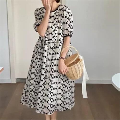 Flocking Floral Dress Female Summer Waist Waist Puff Sleeve Loose Temperament A-line Puffy Princess Skirt
