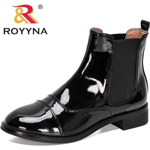 ROYYNA 2021 New Designers Ankle Boots Round Toe Women Chunky Heels Boots Women’s Bootie Patent Leather Ladies Fashion Boots Soft