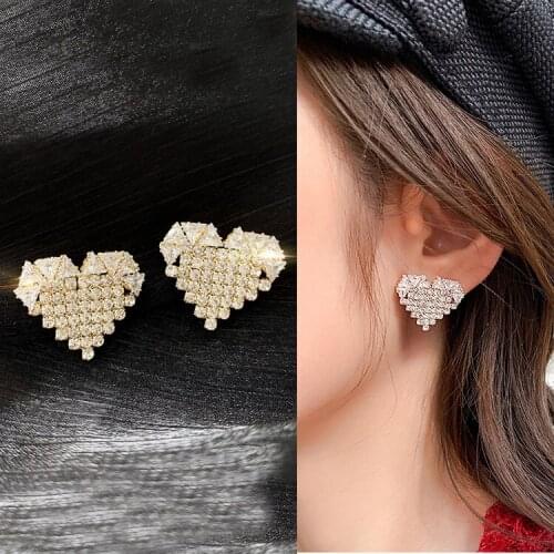 New Cute Ear Stud Female Earrings for Women Ear Stud Fashion Zircon Ornament Gift Wholesale
