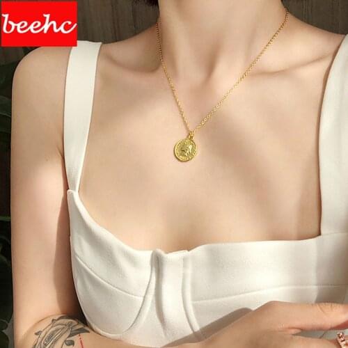 Fashion Vintage Carved round Coin flower pendant necklace For Women Fashion Gold color chain Medallion Necklace collar jewelry