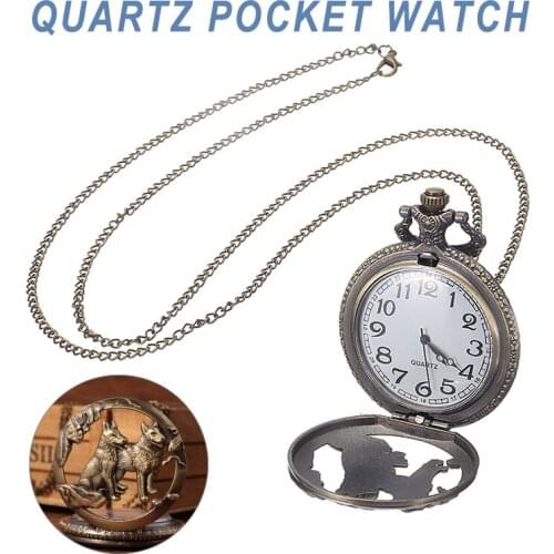 Vintage Bronze Color Pocket Watch Men Wolf Hollow Quartz Pocket Watch Chain Clock Necklace Female Retro Pendant Watches Gifts