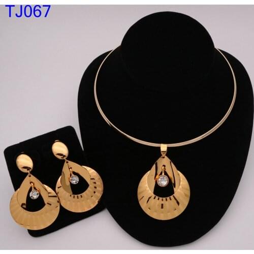 2020 Dubai Jewelry Sets Vintage Style Wedding Party Gift Earrings Classic Necklace for Women Jewelry Set