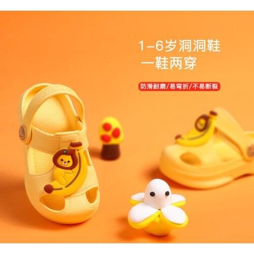 Baby slippers summer boys soft-soled non-slip childrens hole shoes baby cute animals female baby beach sandals and slippers