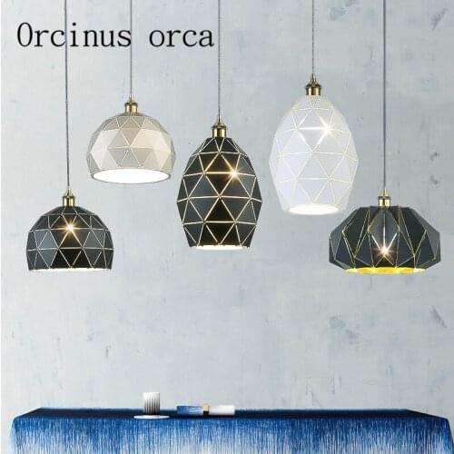 Nordic simple originality black and white single head chandelier restaurant bar personality iron Chandelier Postage free