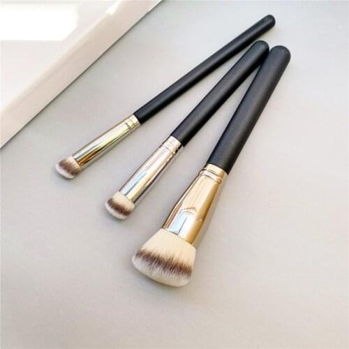 Synthetic Slanted Foundation Concealer Makeup Brushes Flawless Full Covrage Face Liquid Cream Beauty Cosmetics Brush Tool
