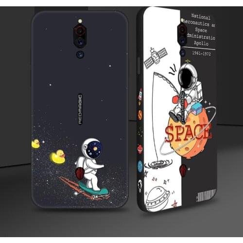 Cute Astronaut Phone Case For ZTE Nubia Red Magic 6 Pro Side Print Soft Silicone Cover For Nubia Red Devil 5G