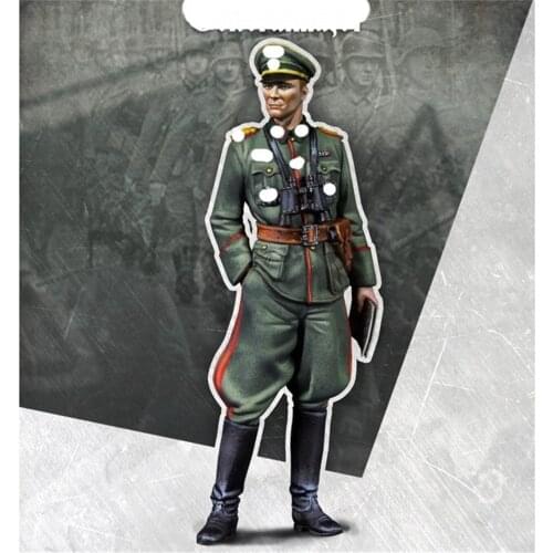 WWII Chief Soldier Resin Figure 1/35 Scale Model Kit Assembly Model Figure Resin Kit Colorless Self-Assembled Toy