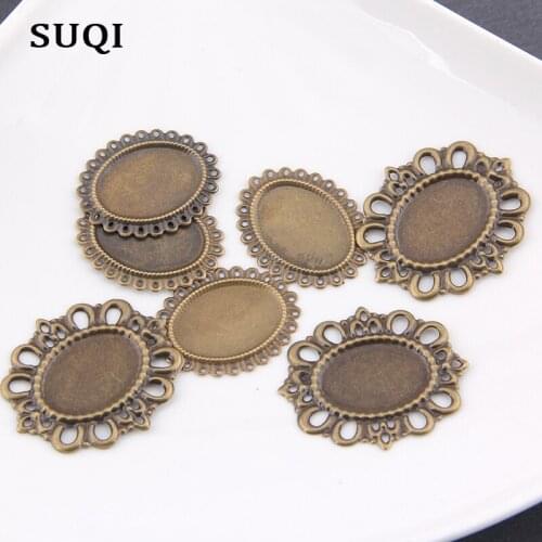 Fashion 20pcs 18x25mm Inner Size bronze Cameo queen crystal Cabochon Base Setting Charms Pendant necklace brooches accessories
