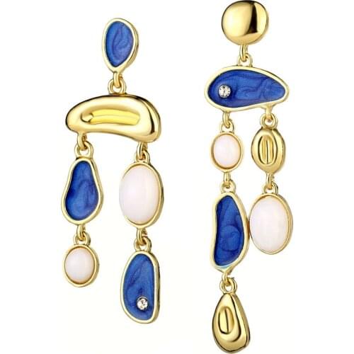 New Women Fashion Jewelry Asymmetric Earrings Shell Drop Oil Pendant Alloy Earrings Dangle Earrings