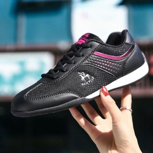 Original Sport Shoes For Ladies White Black Womens Running Shoe Designer Mesh Gym Shoes Girls Rubber Female Walking Sneakers