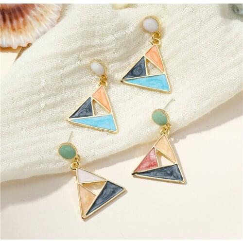 Find Me Geometric Hollow Triangle Drop Earrings Creative Color Enamel Alloy Dangle Earrings Women Fashion Jewelry Accessories