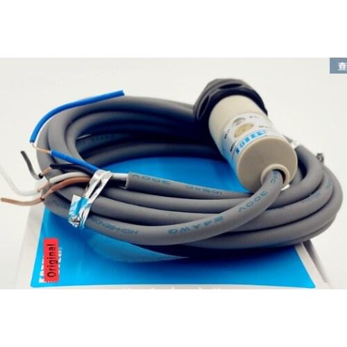 CDR-10X New M18 TUBULAR TYPE PHOTO SENSOR Photoelectric Switch 10-30 VDC NPN & PNP