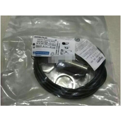 XS230BLPAL2C 1PC New Schneider Telemecanique Inductive Proximity Switch #exp