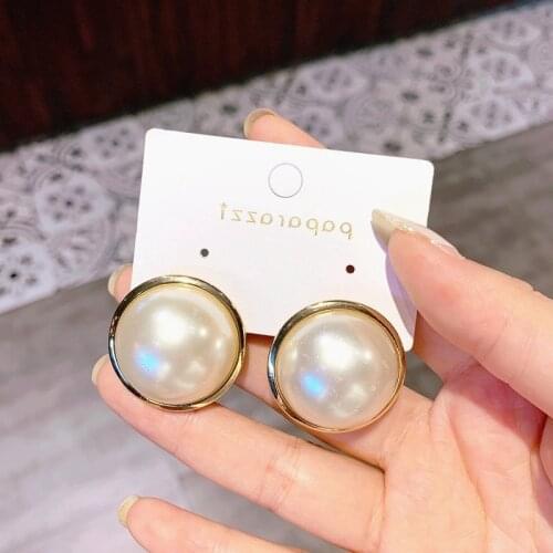 Fashion Big Pearl Stud Earrings For Women Personality Exaggerated Korean Earrings Vintage Jewelry
