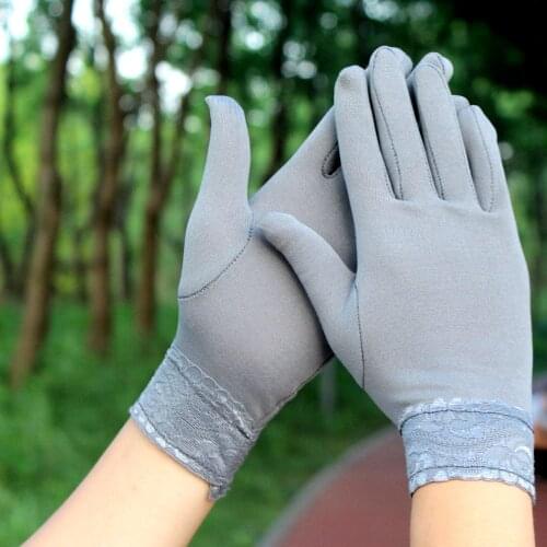 White Elastic Gloves Lady Fitness Tight Warm Velvet Dance Gloves Student Performance Lace Etiquette White Gloves