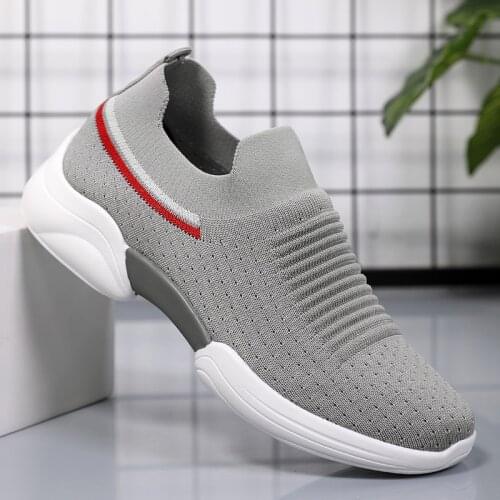 Womens summer sneakers Slip On Flat Shoes white Loafers womens tennis shoes Sock Sneakers shoes 2020 Women Casual Shoes