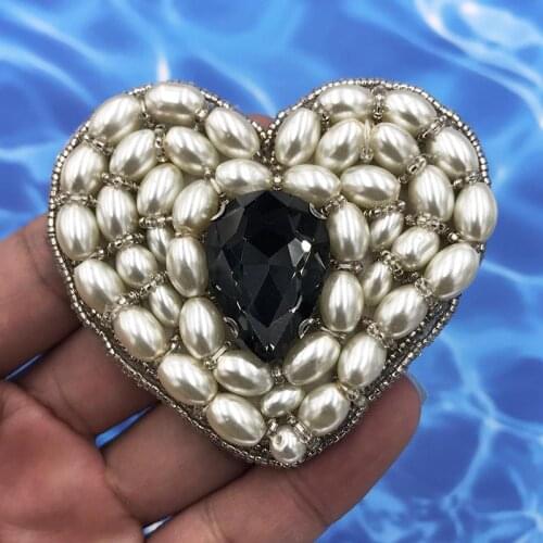Handmade Craft Clothing Patches Beaded Rhinestones Motif Love Heart Embellished Badge T-Shirt Jacket DIY Sewing