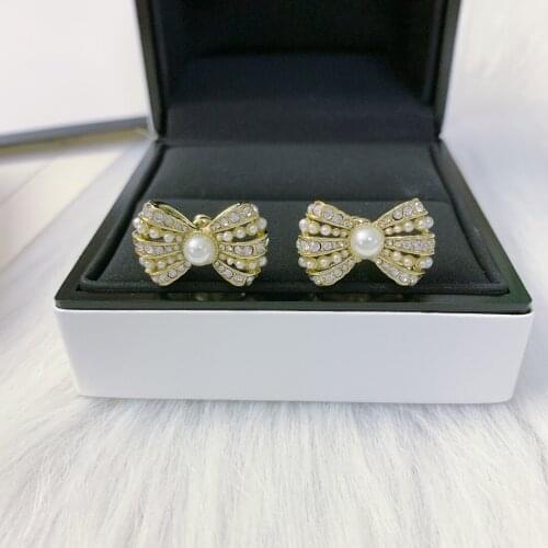 GIOIO Stud Earrings