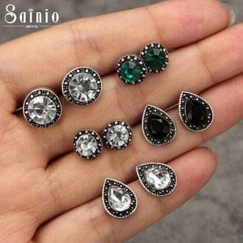 SAINIO Stud Earrings