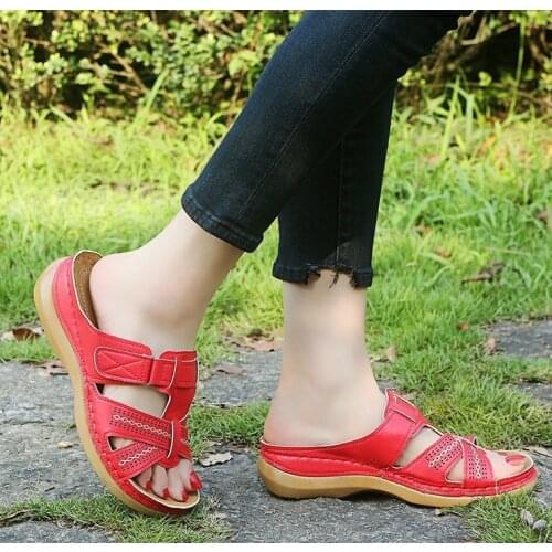 Women Sandals Casual Plus Size Slippers Women Fashion Thick Bottom Shoes Ladies Wedge Non-Slip Beach Sandals Hollow Womens Shoe