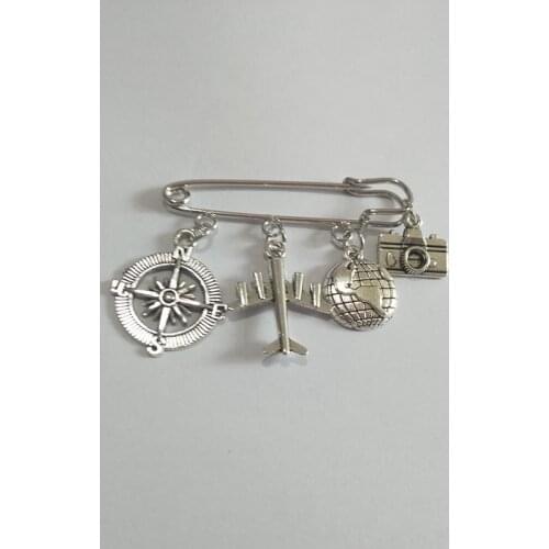 Earth airplane brooch pendant, earth compass, personal commemorative pin, camera brooch, gift for travel lovers