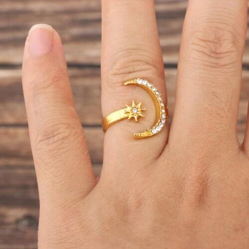 Cre scent Moon Ring Fashionable Moon Star Finger Ring for Women Teen Girls