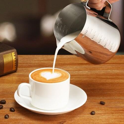 Teflon Garland Cup Coffee Cup Pointed Italian Garland Cup Fancy Coffee Milk Tank Milk Foam Cup 304 with Scale 600ml