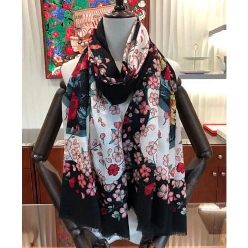 Floral Prints 100% Cashmere Scarf Shawl Pashmina Women Elegant Winter Scarves Foulard 2021
