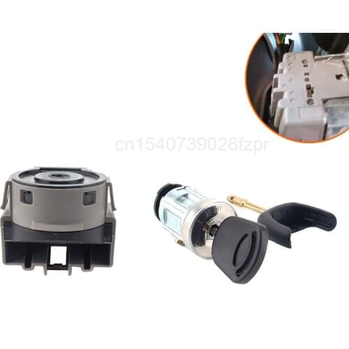Suitable for Ford Quanshun Ignition Switch Starting Switch 1677531 + 4355452
