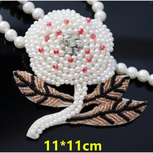 1pc Handmade simulated pearl beaded Patches for clothes sew on sequins patch Applique embroidered flower parches bordados para
