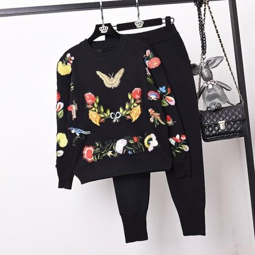 Autumn Women Knitted Sets Korean Fashion Embroidery Butterfly Long Sleeve O-neck Sweater + Casual Pants Two Piece Set Women Tide