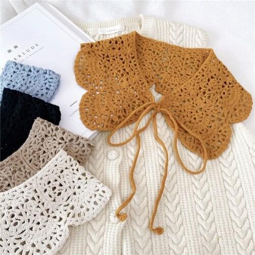 2021 Girls Fake Collars Shawl False Collar Shirt Women Hollow Crochet Detachable Collar Sweater Half Shirt Faux Col