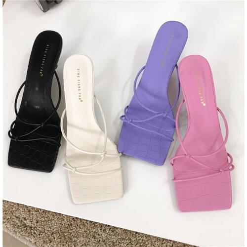 2021 Fashion Narrow Band Women Slipper Summer Outdoor Beach Low Heel Flip Flop Ladies Slip On Open Toe Female Sandal Shoes