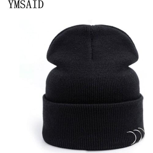 Vogue Black Beanies Hats Harajuku Style Iron Ring Pure Color Cotton Knit Skullie Couples Hip- Hop Punk Caps Unisex Accessories