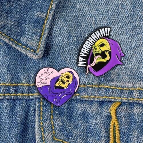 Gothic Skeleton Heart Shape Live Laugh Love Skeleton Skull Enamel Badge Brooches Lapel Pin Halloween Gifts For Friends