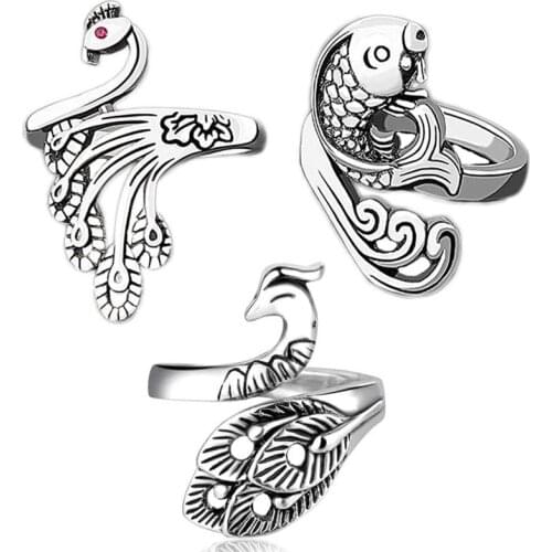 BMBY-3Pcs Adjustable Knitting Loop Ring-Peacock Goldfish Open Finger Ring,Crochet Finger Yarn Holder,Yarn Guide Finger Holder