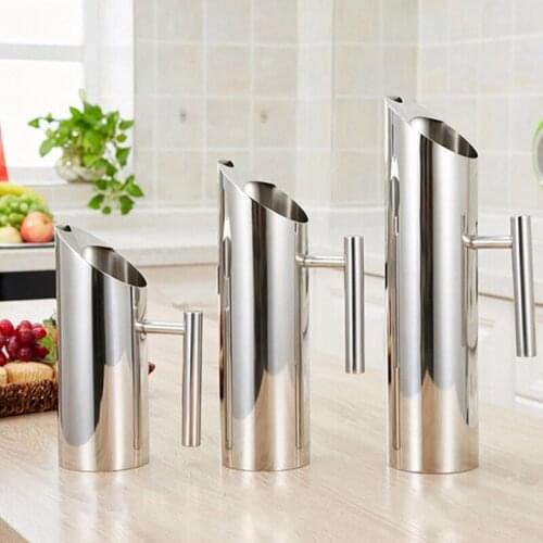 Stainless Steel Water Pitcher With Ice Guard Tea Pot Kettle Jug Cold Beverages Juice Pot Ktv Bar Accessories 2L