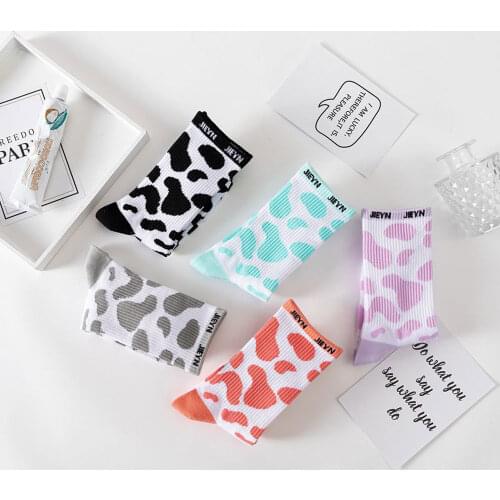 Women Cow Socks Cute Pink Japanese Harajuku Cartoons Tie Dye Kawaii Funny Sock Set Purple Vaca Meias Mulher 1 Pair