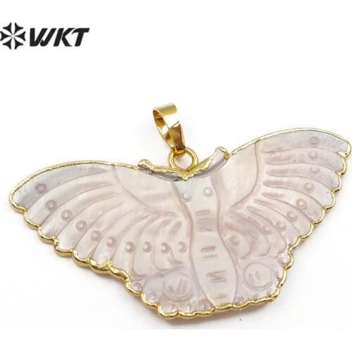 WT-JP088 Natural White Shell Jewelry Butterfly Shape Shell Pendant Dainty Carve Elephant Pattern Women Vogue Pendant Necklace