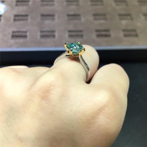 Inbeaut Classic Gold 4 Claw 2 ct Moissanite Engagement Ring Women 925 Silver Pass Diamond Test Geometric D Color Moissanite Ring