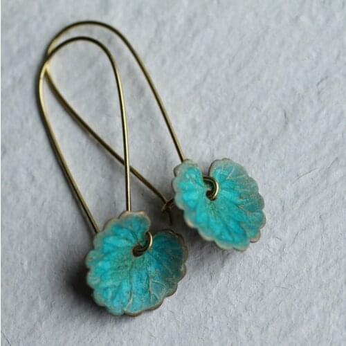 2020 Wholesale Cross-border Jewelry Bohemian Style Lily Long Earrings Retro Green Leaf Earrings Hot Sale