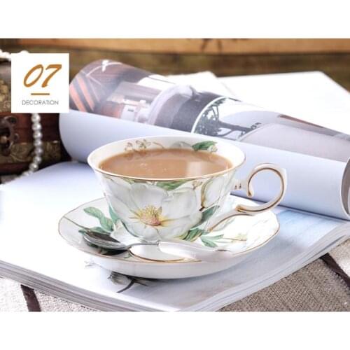 Tea Cup Bone China Classic Wind Coffee Cup Home Decoration Ceramic coffee cup American Cup small luxury British tea cup afterno