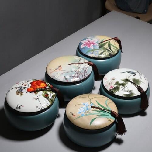 Ceramic Tea Cans Sealed Storage Tank Candy Nut Jar Coffee Beans Spices Food Kung Fu Tea Set Tassel Tea Canister Home Decor