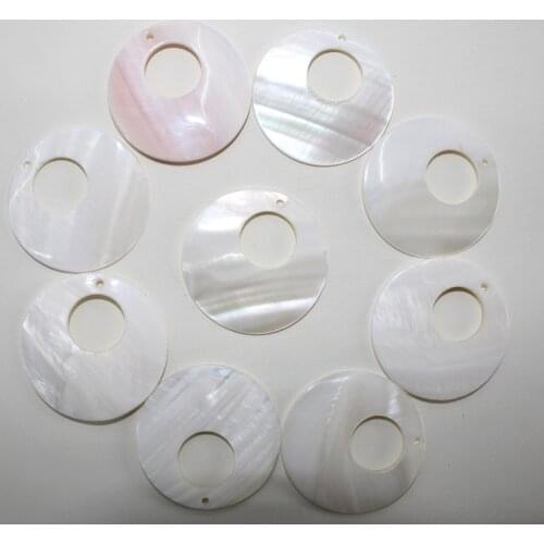 Natural Shell Handmade carved the round Charms pendant for diy Jewelry making necklace Earrings Accessories Parts 10PCS