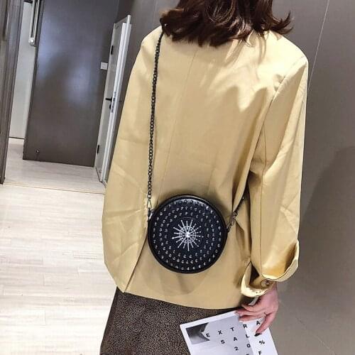 Luxury Women Bags Designer Punk Style Chains Round Shoulder Bag Ladies Small Rivet Crossbody Bag For Women Sac A Main