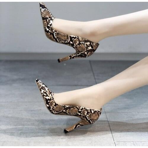 Ogrime Women's Shoes With A Strap