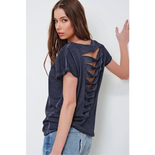 Woman Tshirt Style Fashion