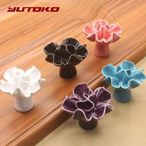 YUTOKO Ceramic Flower Rose Drawer Knobs Rural Cabinet Cupboard handles 40mm diameter Fashion Furniture Handles Hardware